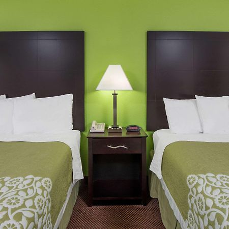 Days Inn By Wyndham Calvert City - Paducah East Buitenkant foto