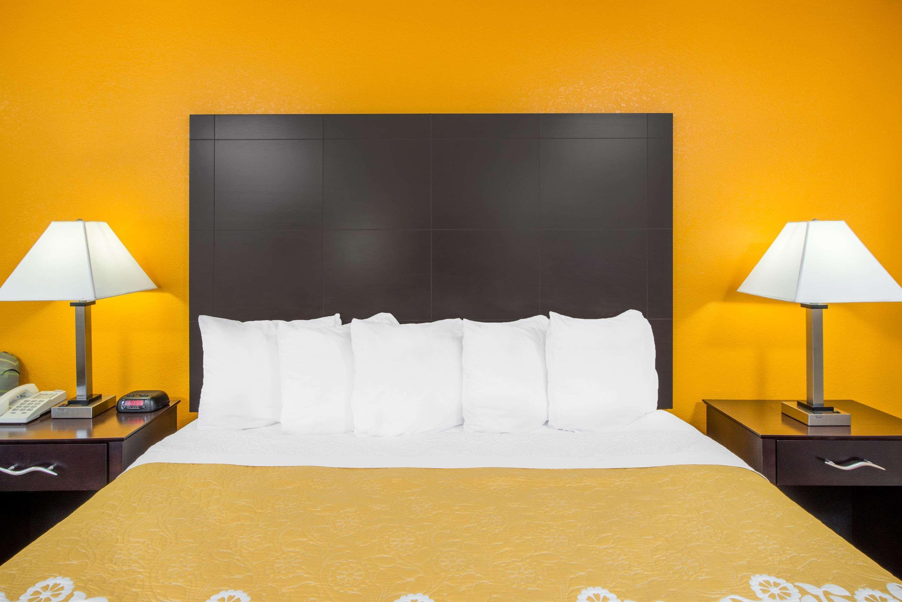 Days Inn By Wyndham Calvert City - Paducah East Buitenkant foto